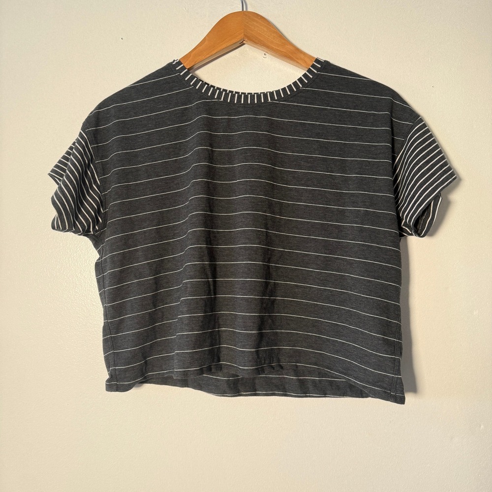 Lululemon Crop Top Womens Oversized All Yours Grey Striped Boxy Short Sleeve Tee